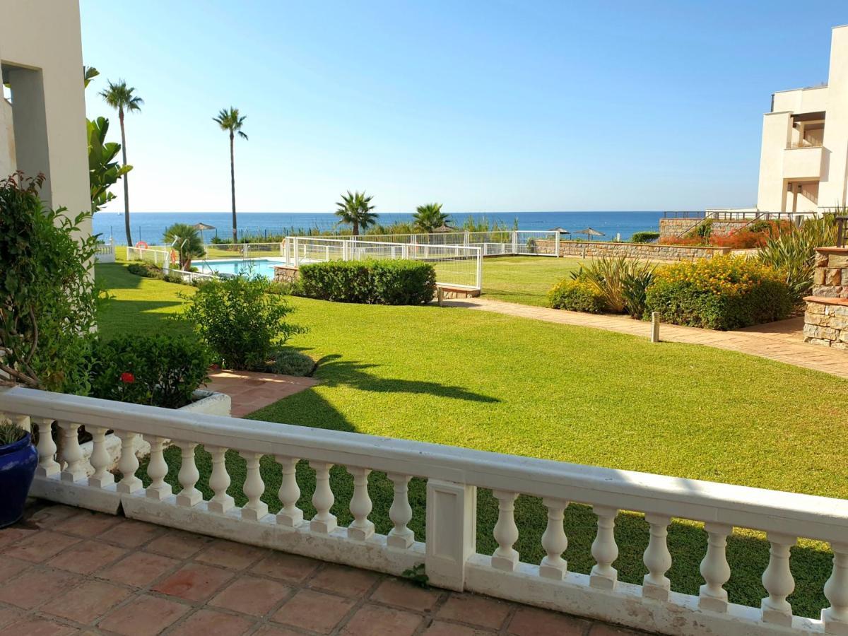 Casitamar Frontline Beach House Rental Casares Costa Near Estepona Bahia de Casares Exteriör bild